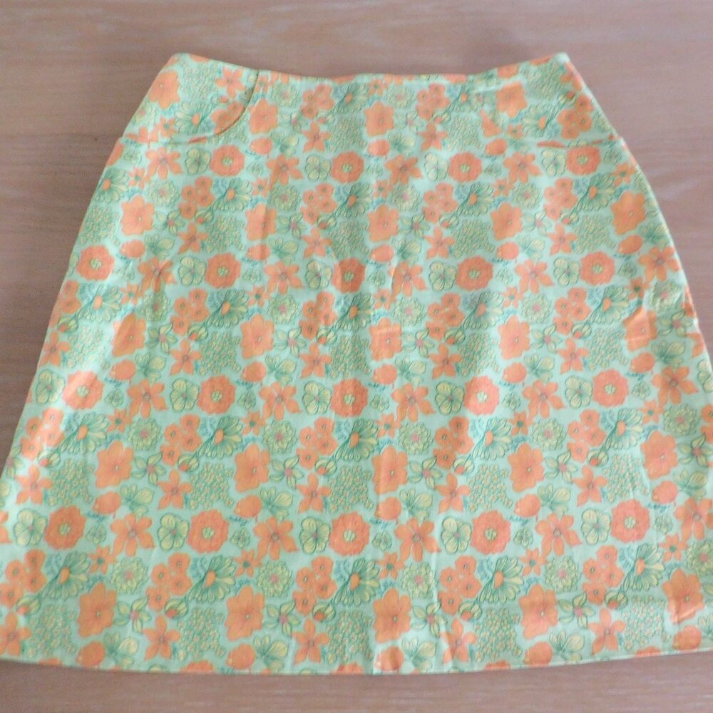 Lilly Pulitzer Retro Floral Print Lined Skirt  10 Cotton Back Zip Front Pockets